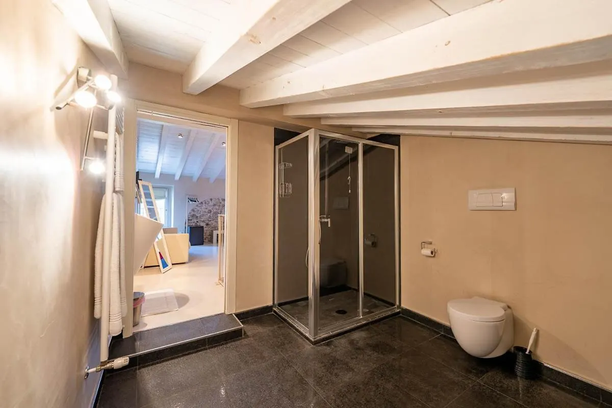 Romantic B&B Il Piccolo Paradiso San Felice del Benaco Italy