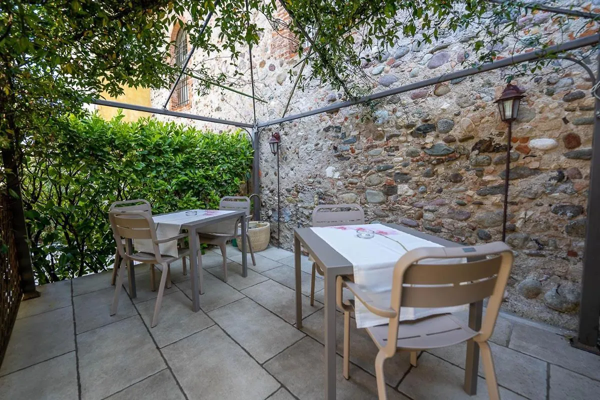 Frühstückspension Romantic B&B Il Piccolo Paradiso San Felice del Benaco Italien