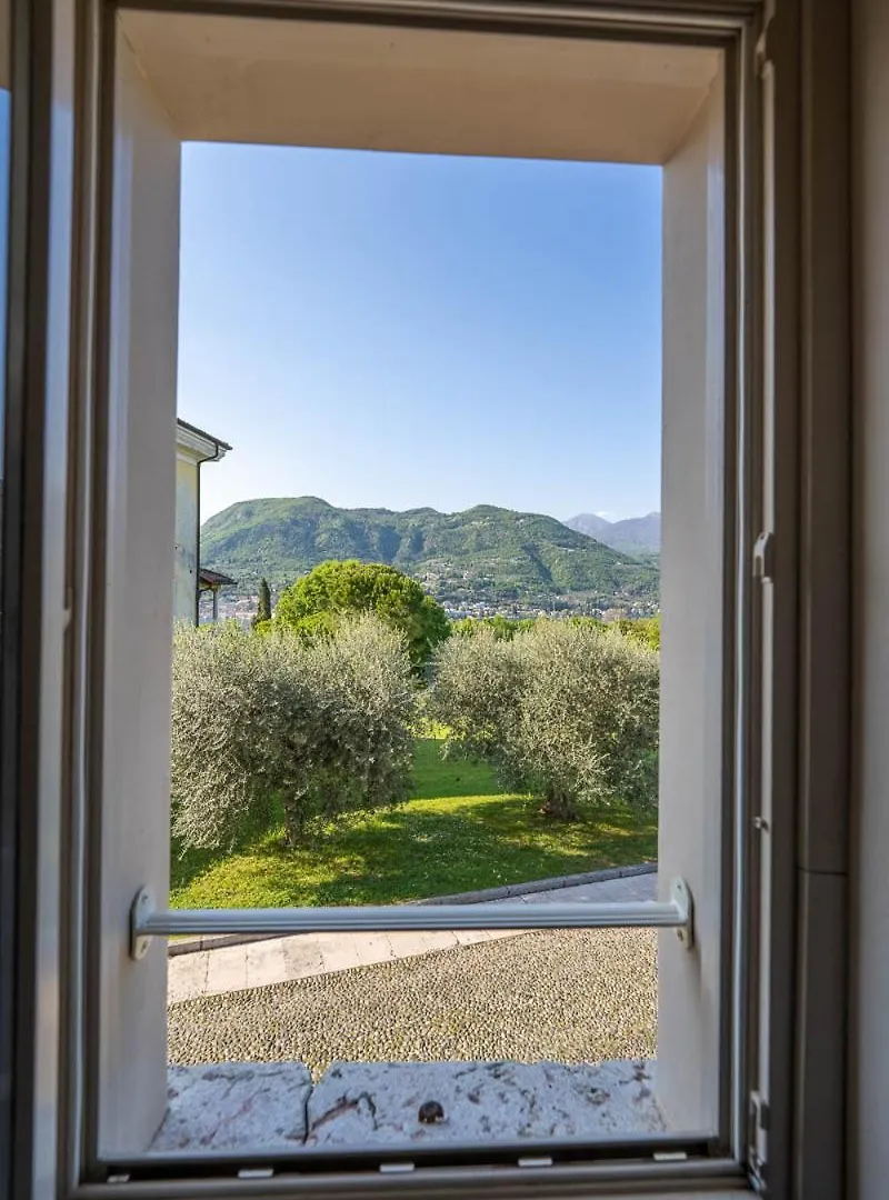 Romantic B&B Il Piccolo Paradiso San Felice del Benaco 0*,  Italy
