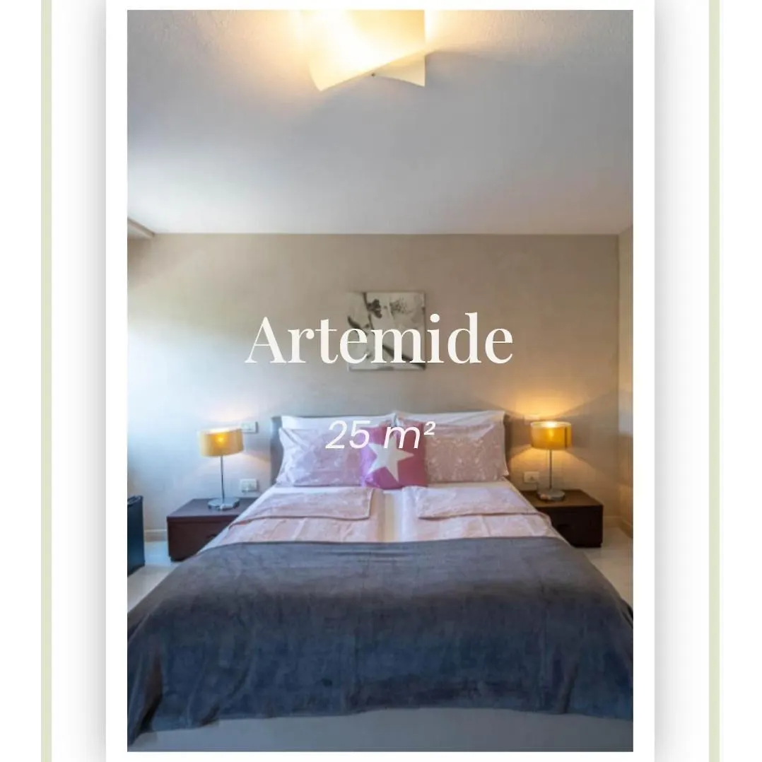 Romantic B&B Il Piccolo Paradiso San Felice del Benaco Bed & Breakfast